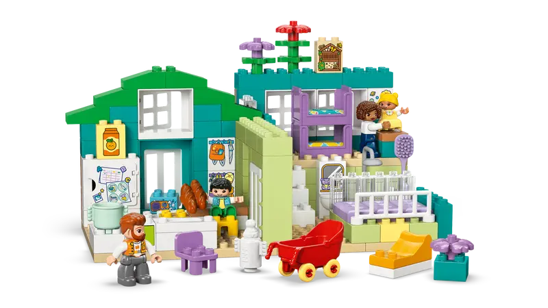 Lego Duplo 3 in 1 Modern Family House with Figures 10470
