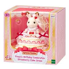 Calico Critters - Happy Birthday Freya - Strawberry Cake Dress