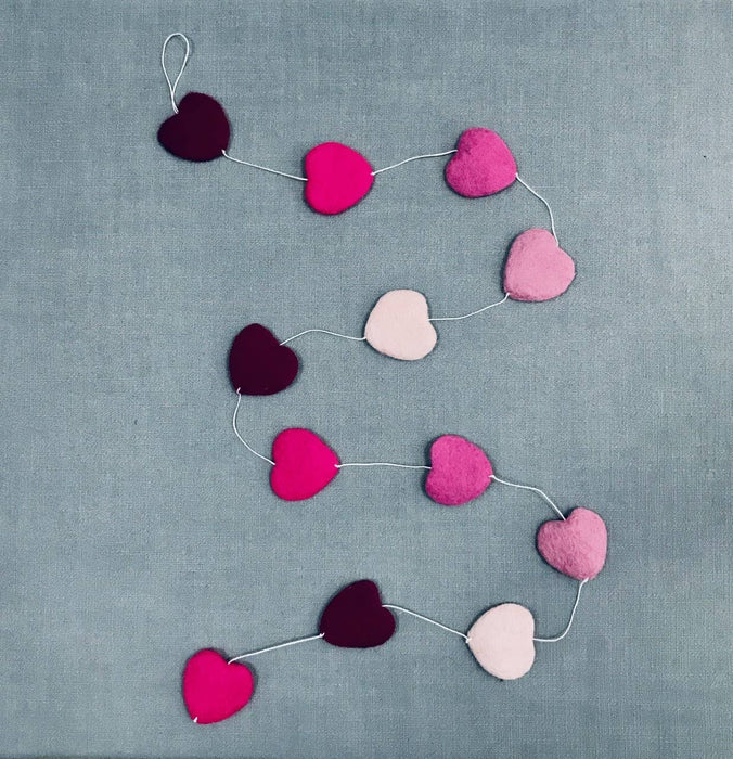 The Winding Road - Valentine's Felt Garland - Pink Hearts